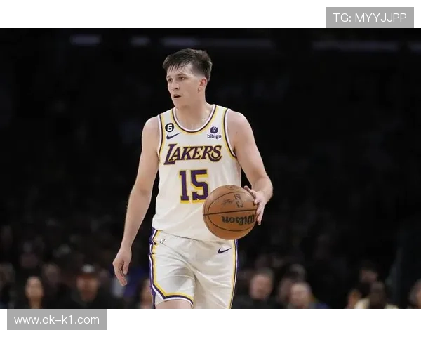 奥斯汀·里夫斯无球跑动提升湖人关键三分效率明显